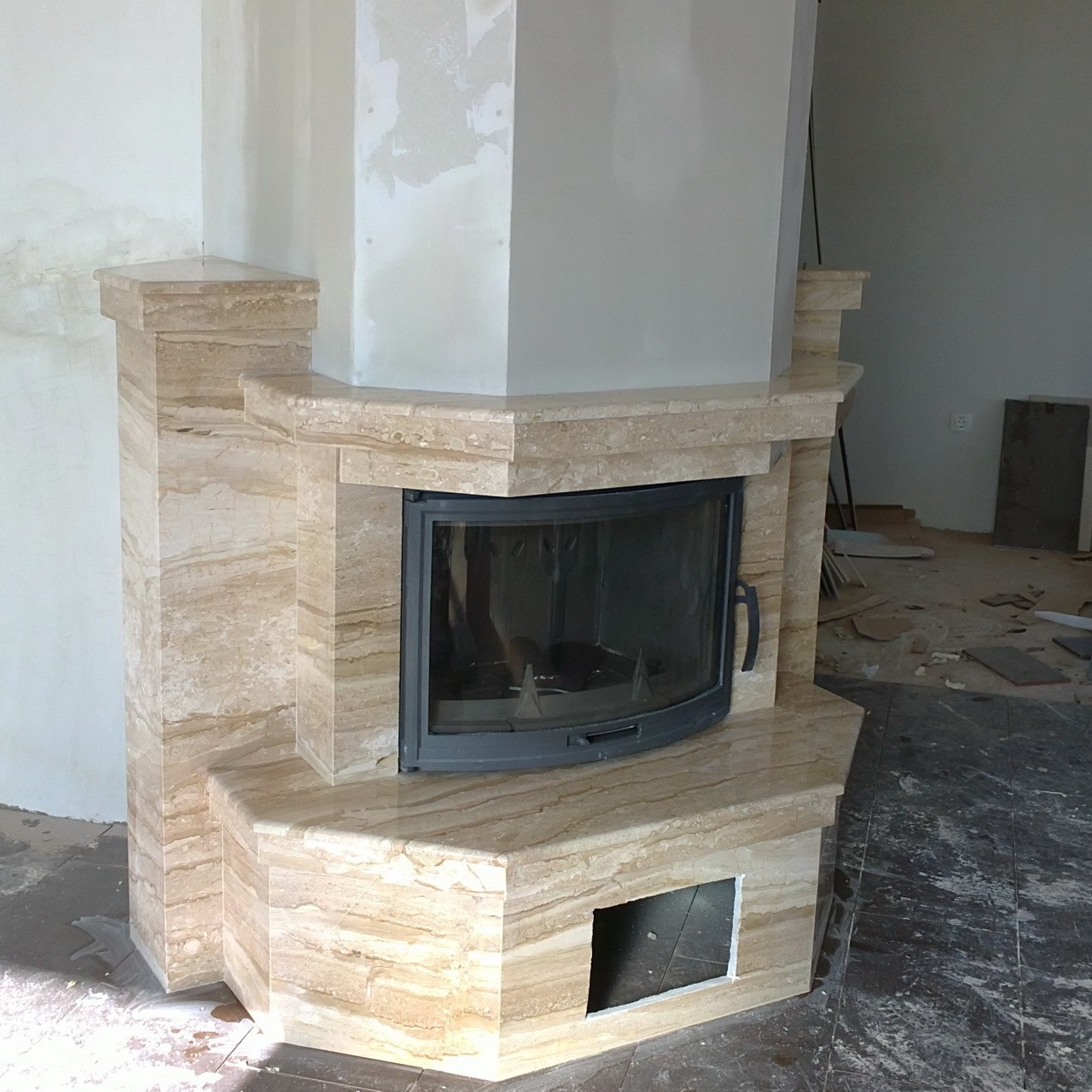 Камина 81626 Варна 2