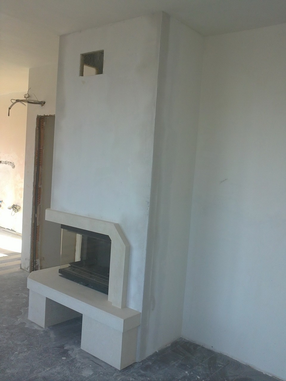 Камина 81625 Варна 1