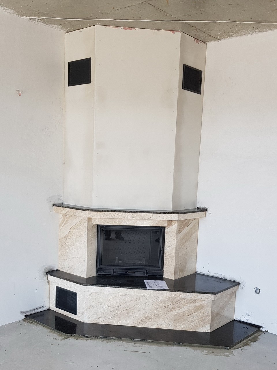 Камина 81902 Румен