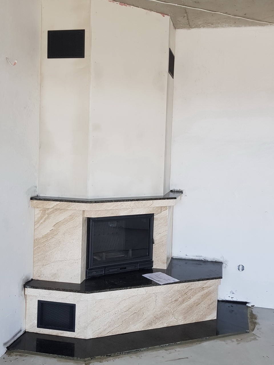 Камина 81902 Румен